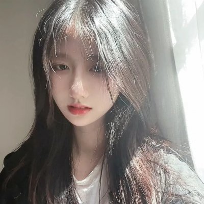 这个世界温柔的冷漠 海报